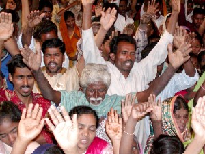 Hundreds received the baptism in the Holy Spirit