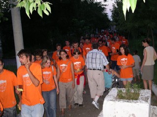 Hundreds of orange shirts walked the city and prayed